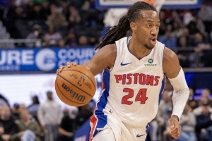 詹金斯生涯前三次首發(fā)均得到18+且全部獲勝 12年林書豪后首人