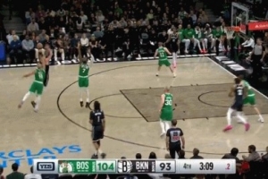 難！籃網(wǎng)進(jìn)攻打不開差點(diǎn)失誤 小波特拆炸彈被懷特大帽&24秒違例