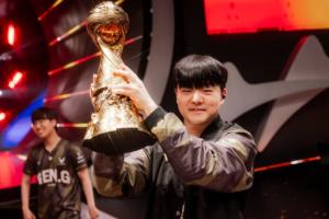 中單行不行我三叔還看不出來(lái)？理性討論：Canyon重回GEN是不是因?yàn)镠LE續(xù)約了Zeka？