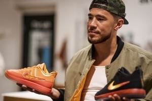 布克第二代簽名鞋Book 2正式發(fā)布！首次亮相的兩款配色你喜歡哪款