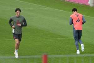 已停戰(zhàn)8個月！踢球者：伊藤洋輝將復(fù)出！他的目標(biāo)是參加世界杯