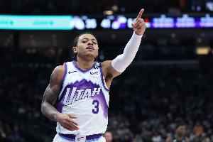 難阻失利！基昂特·喬治23投13中空砍35分4板7助2斷 得分全隊最高