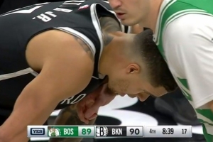 今天真準(zhǔn)！小邁克爾·波特干拔三分空心再中！籃網(wǎng)反超比分！