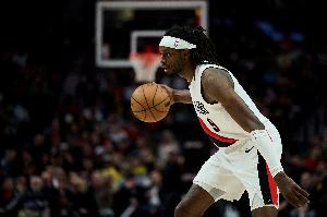 又一位老將缺陣？開拓者官方：格蘭特生病今日降級為出戰(zhàn)存疑狀態(tài)