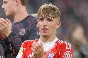 德U21主帥：對卡爾為人只有贊美 他在場上也要學(xué)著走邊路創(chuàng)造空間