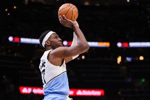 正負值-22最低！奧孔武13中8&三分7中4拿21分3帽 但有5失誤6犯規(guī)