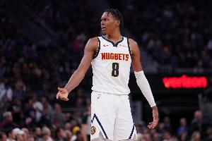 今天你夠準(zhǔn)！沃特森半場(chǎng)11投7中 得到17分6籃板1助攻