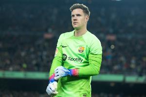 每體：特獅無意解約并首選留在巴薩，貝西克塔斯愿租借+800萬買斷