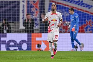 亨里希斯：我受傷期間基米希經(jīng)常詢問我的情況 目標(biāo)是參加世界杯