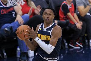 連拿八分！沃特森追身三分再中打停鵜鶘 分差上雙