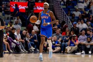 還差3分了！亞歷山大半場(chǎng)12中7輕松砍下17分4板2助