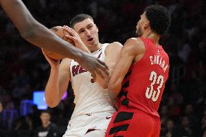 今天熱火迎戰(zhàn)勇士 約維奇因右臀部撞擊癥降為小概率出戰(zhàn)