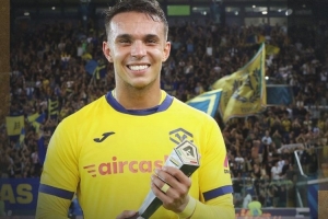 米體：齊沃看上21歲前鋒吉奧瓦尼，和盧克曼特點(diǎn)相似但身價(jià)僅1/10