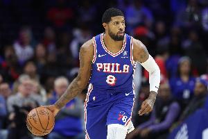 功底還在！喬治24分鐘12中7拿到21分5板3助2斷 三分7中4