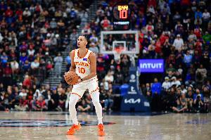 又拉了！里薩謝半場手感全無 7中1&三分4中0僅拿2分