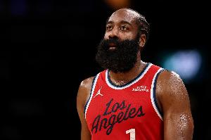 登哥心里苦啊！哈登半場狂轟24分3板3助 隊友最高才6分…