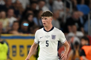 意媒：尤文有意引進(jìn)23歲圖盧茲后衛(wèi)克雷斯韋爾，轉(zhuǎn)會(huì)費(fèi)1000萬(wàn)歐