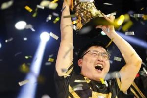 黑子說話！愛笑： Uzi被韓國人尊敬 就是因為他打服了韓國人