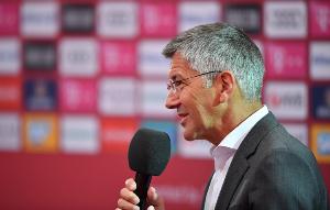 海納：我妻子一年半前因癡呆癥去世 患者往往還能記得快樂的時(shí)光