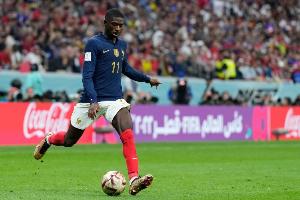 法國隊醫(yī)批巴黎隊醫(yī)：他又不是上帝，巴黎對待登貝萊和杜埃雙標