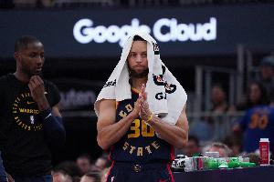 Slater：巴特勒建議庫里不在時改變打法 單打更適合自己和庫明加