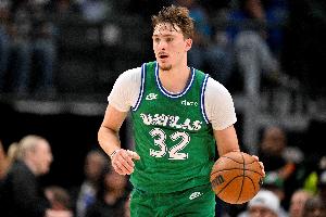 媒體人：獨(dú)行俠艱難時(shí)間體現(xiàn)弗拉格價(jià)值 現(xiàn)在是他成為領(lǐng)袖的時(shí)機(jī)