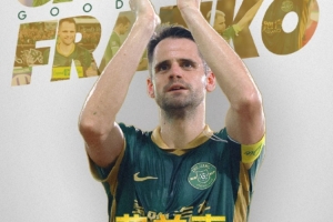 浙江隊官方：今天中超末輪比賽結(jié)束后，將為弗蘭克舉行告別儀式