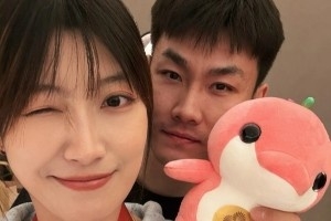 王睿澤女友：手里握著沉甸甸的獎(jiǎng)牌 心里不僅為你高興 還有心疼