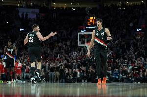 隊記：開拓者已經(jīng)掌握杯賽小組賽主動權(quán) 戰(zhàn)勝馬刺就能晉級淘汰賽