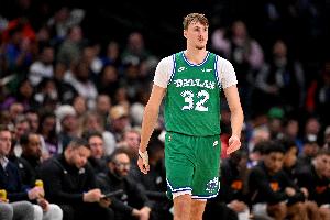 弗拉格在禁區(qū)內(nèi)得到20+&歷史第二年輕 比同期詹姆斯大了一天