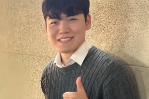 Gumayusi分享與家人的合照：去看姐姐演出了