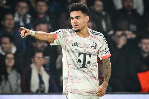 迪亞斯效力拜仁前10場德甲參與10球，近20年僅次于凱恩、克洛澤