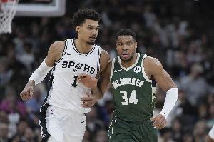 傷病如潮！美記：昨天的四場比賽里每個隊(duì)都有全明星球員缺陣