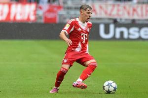 下一站巨星？卡爾17歲273天聯(lián)賽單場傳射 比姆巴佩、亞馬爾都更快