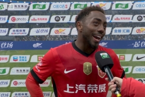 制勝球助海港奪冠！加布里埃爾：下賽季很想留下，我們團(tuán)結(jié)一心