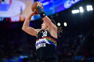 折損大將！掘金主帥：戈登因腿筋拉傷 預(yù)計(jì)將缺席一段時(shí)間