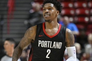 不手軟！凱萊布·樂?？瘴蝗忠患┬?開拓者仍領(lǐng)先勇士4分