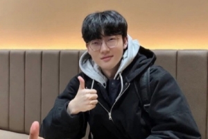 Viper的ins關注了Oner、Smash、Chovy，只有Chovy還未回關