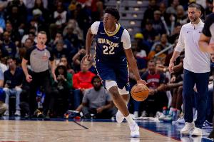 20歲330天！奎因單場至少20分10助攻 NBA歷史最年輕中鋒