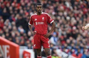 迷失至今1.4億伊薩克5場英超0球+4次首發(fā)全敗，最高評分僅6.5