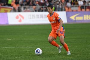 未來可期！20歲泰山小將依木蘭收官戰(zhàn)演中超首秀