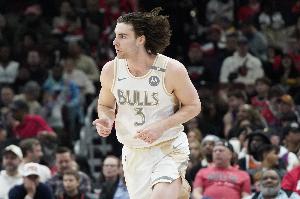 手還是涼的！吉迪半場5中1&罰球4中4拿到6分 另有6板4助2斷