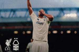 對利物浦1球+13解圍！森林官方：穆里略被球迷票選為本場隊(duì)內(nèi)最佳