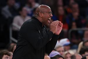 邁克·布朗：沒注意布里奇斯下半場僅4分 未來幾天評估沙梅特傷情