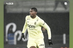 萊奧社媒轉發(fā)博格巴照片，祝賀他重返賽場：歡迎回歸