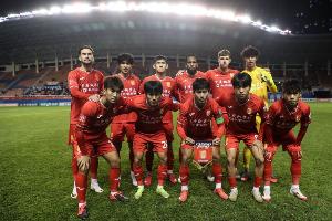 重慶銅梁龍官方：下賽季球衣配色確定為主場(chǎng)-重慶紅，客場(chǎng)-冰雪白