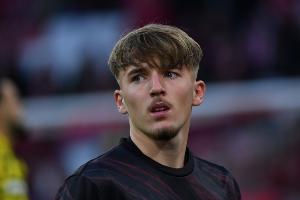 17歲273天，卡爾是自04-05賽季以來德甲完成傳射的第二年輕球員