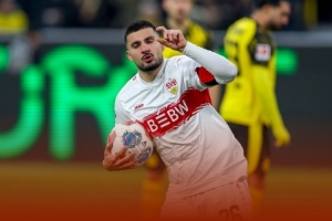 戴帽+絕平，翁達夫當選多特3-3斯圖加特全場最佳球員