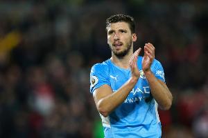 迪亞斯：進攻方推搡門將合理嗎？如果是規(guī)則那得允許我們也這么做