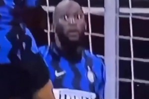 重溫盧卡庫國米名場面：桑切斯頭球瞬間，鐵憨憨眼神都亮了